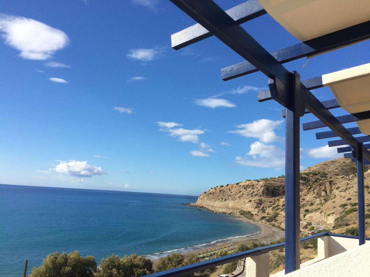 Big Blue Apartments Myrtos Esterno foto
